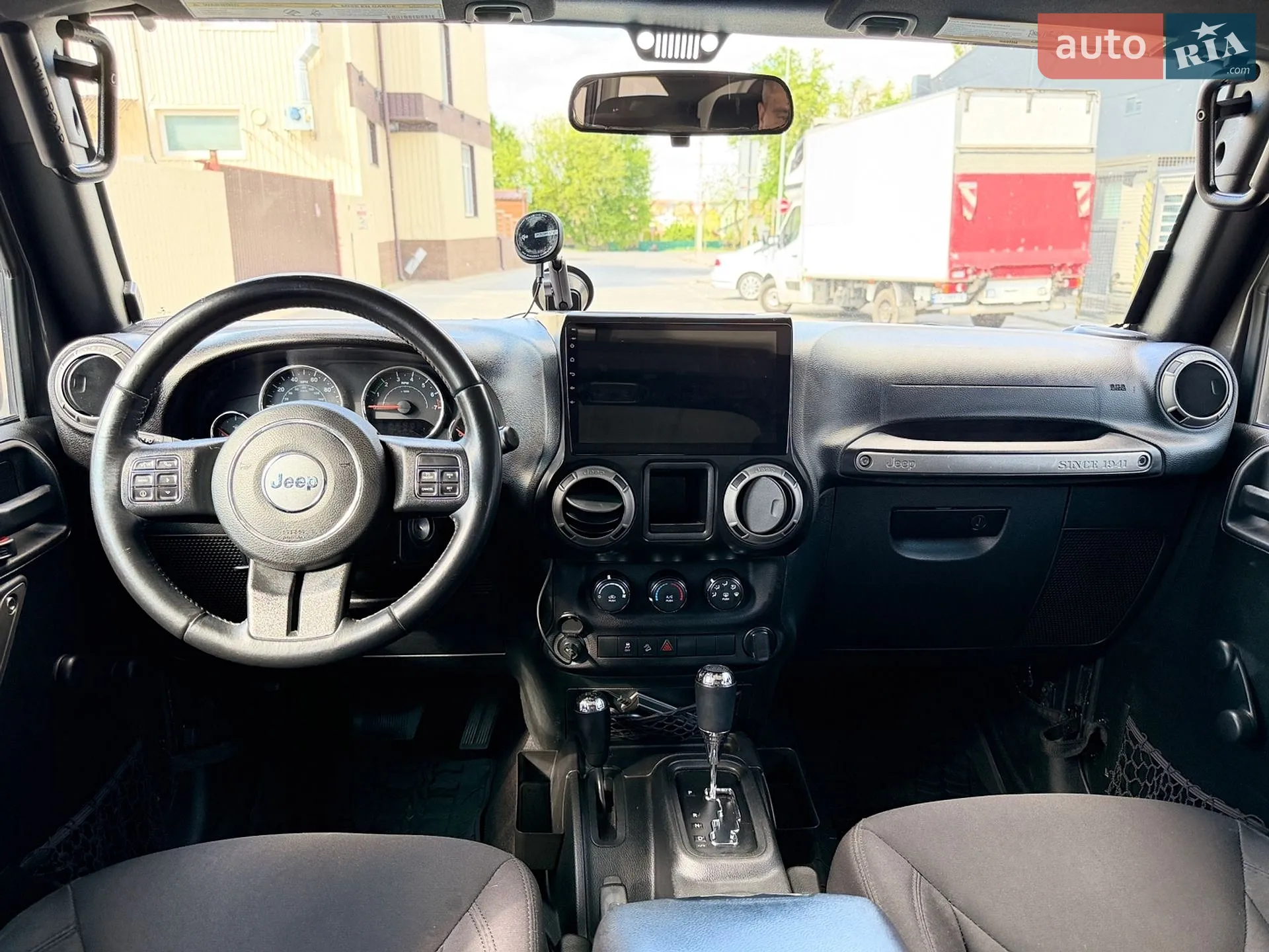 2016 Jeep Wrangler - мініатюра 12