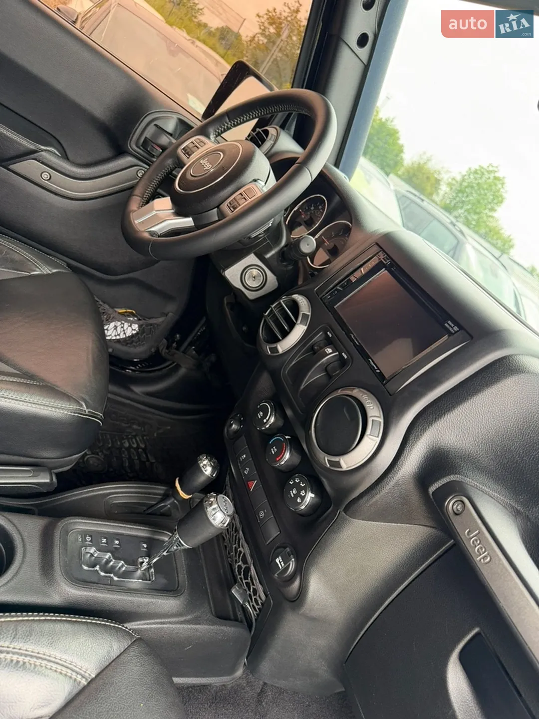 2016 Jeep Wrangler - мініатюра 27