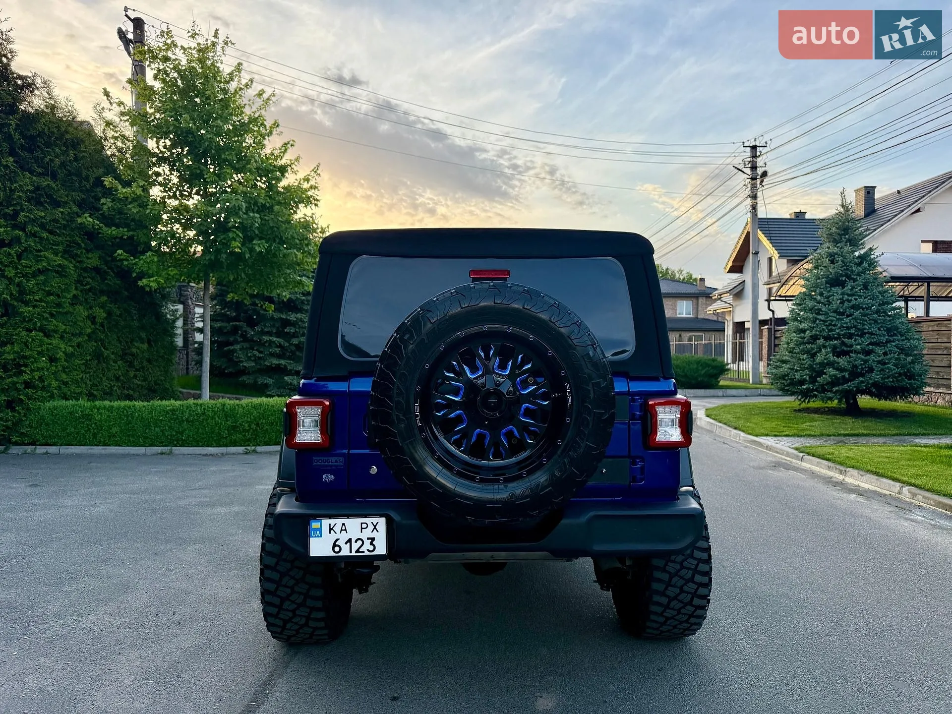 2019 Jeep Wrangler - мініатюра 15