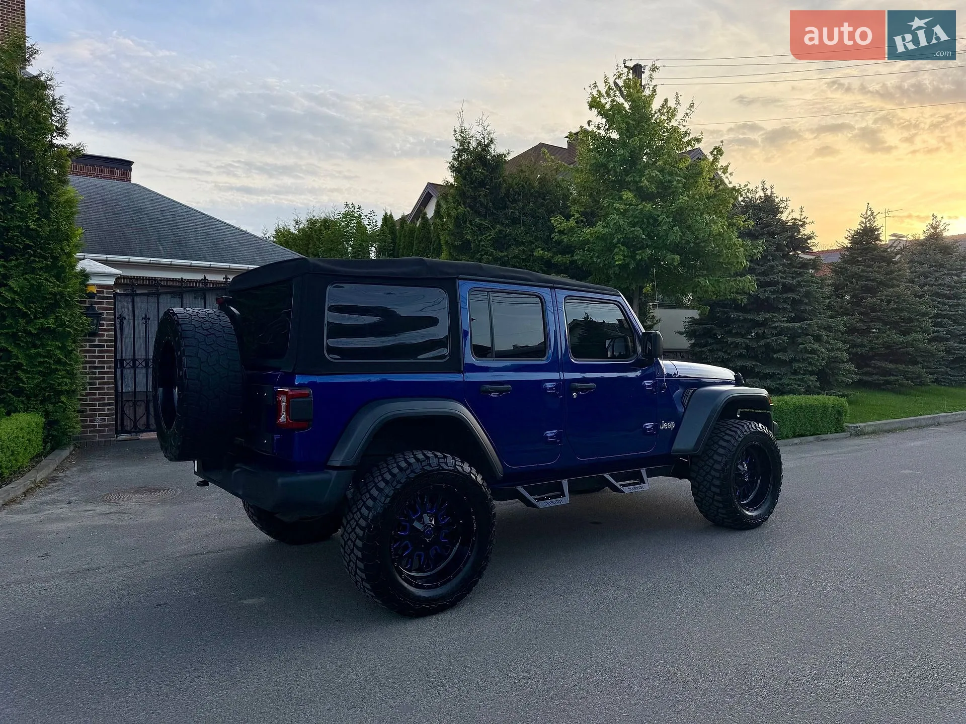 2019 Jeep Wrangler - мініатюра 19