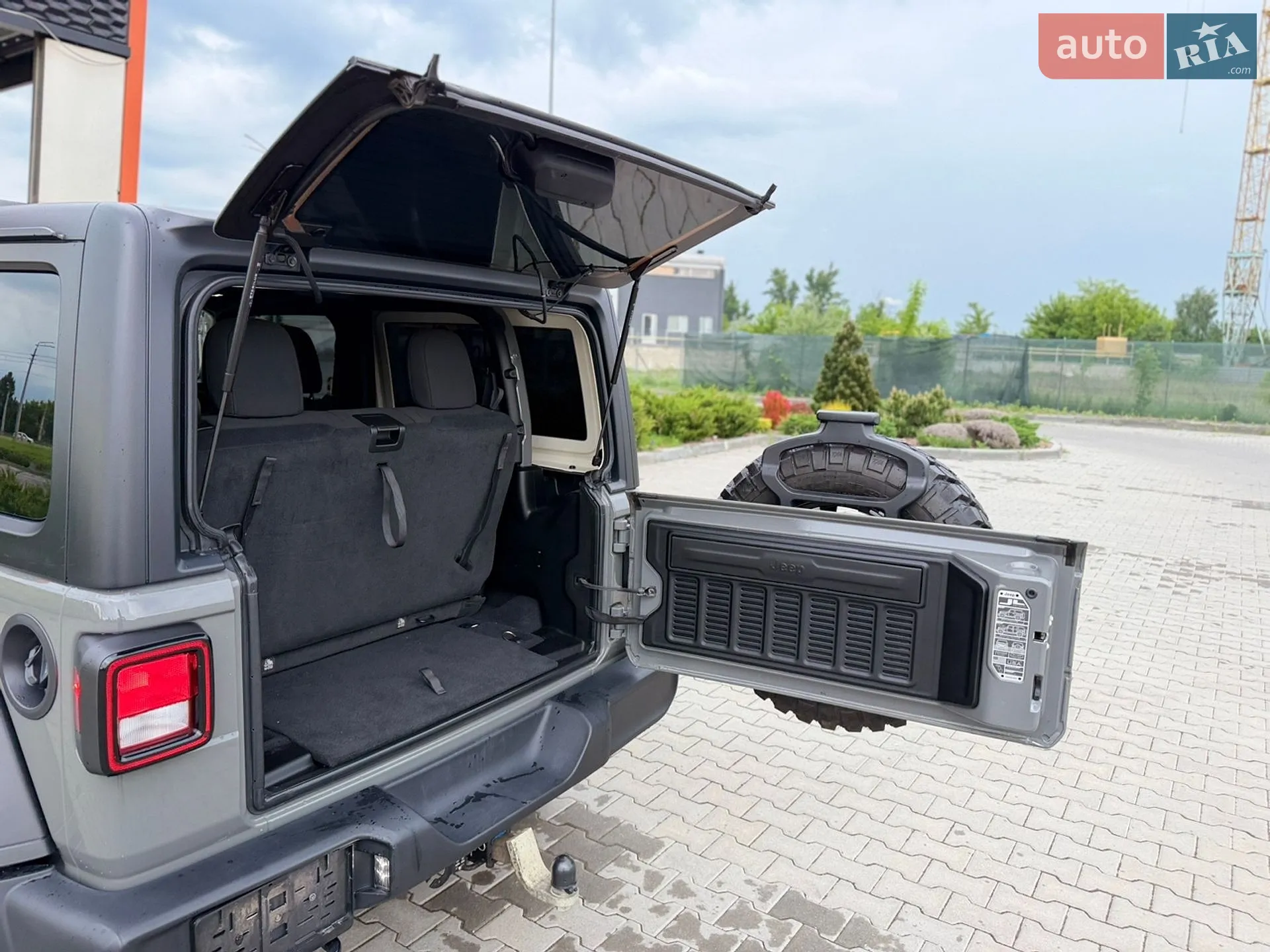 2022 Jeep Wrangler - мініатюра 45