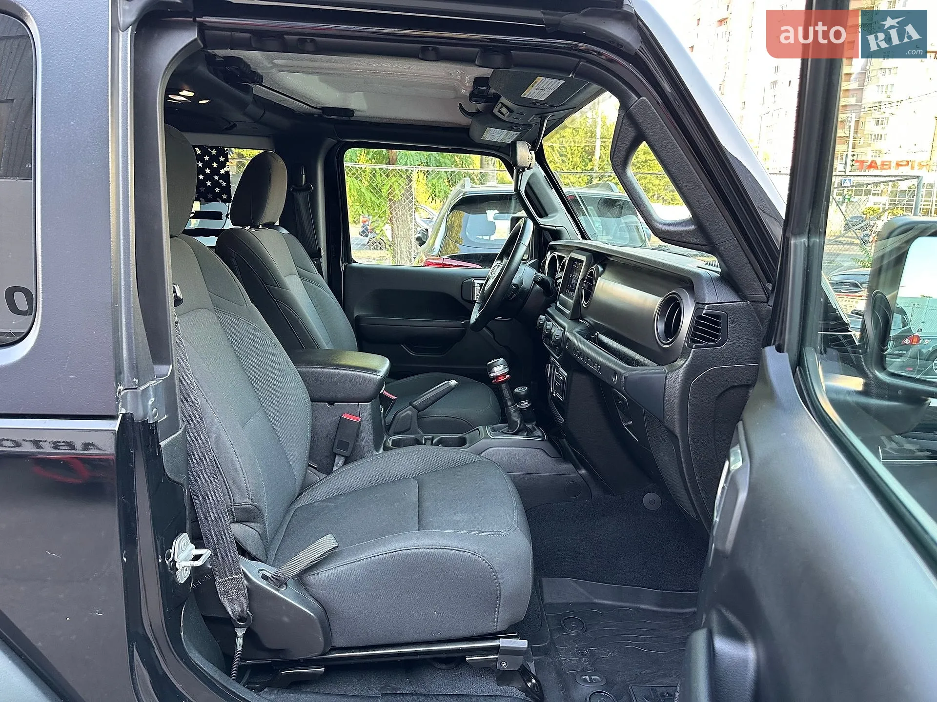 2019 Jeep Wrangler - мініатюра 21