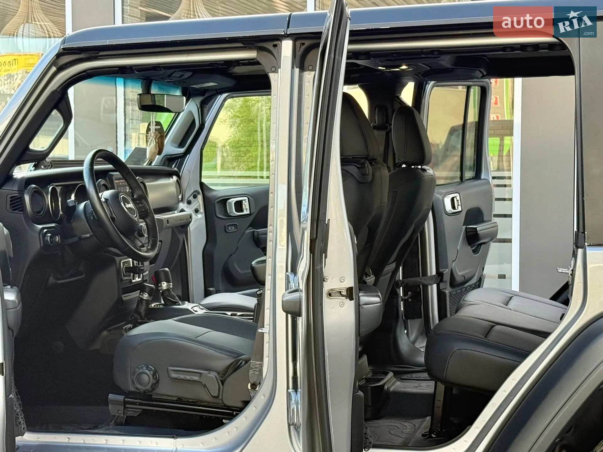 2018 Jeep Wrangler - мініатюра 29