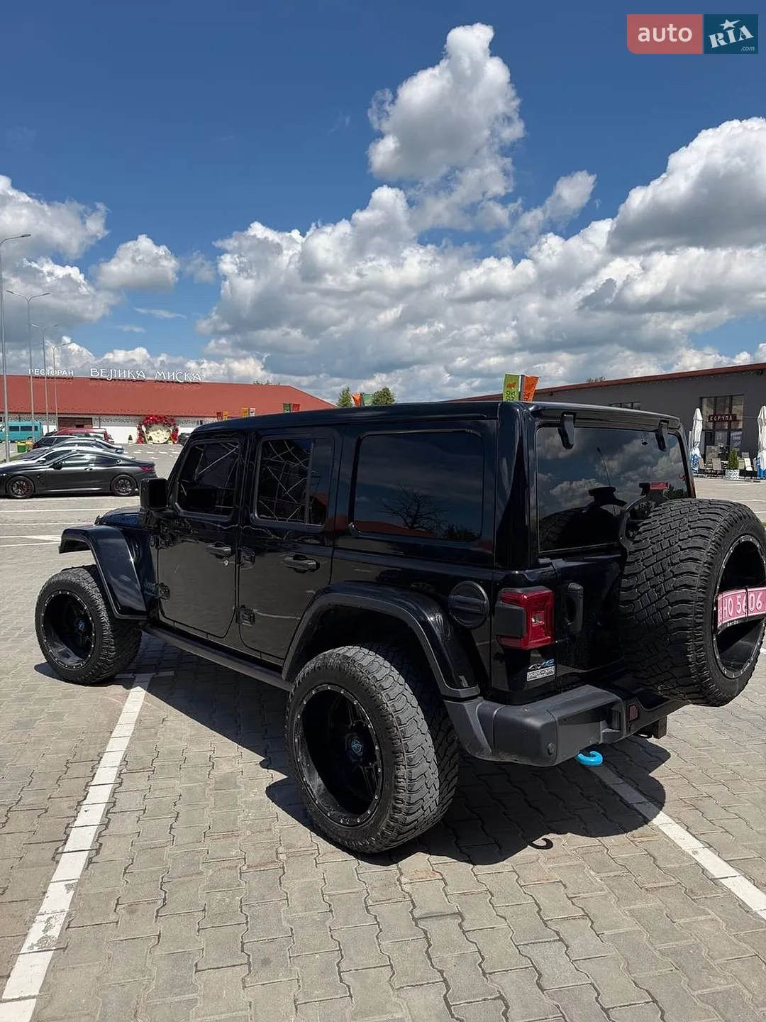 2024 Jeep Wrangler - мініатюра 12