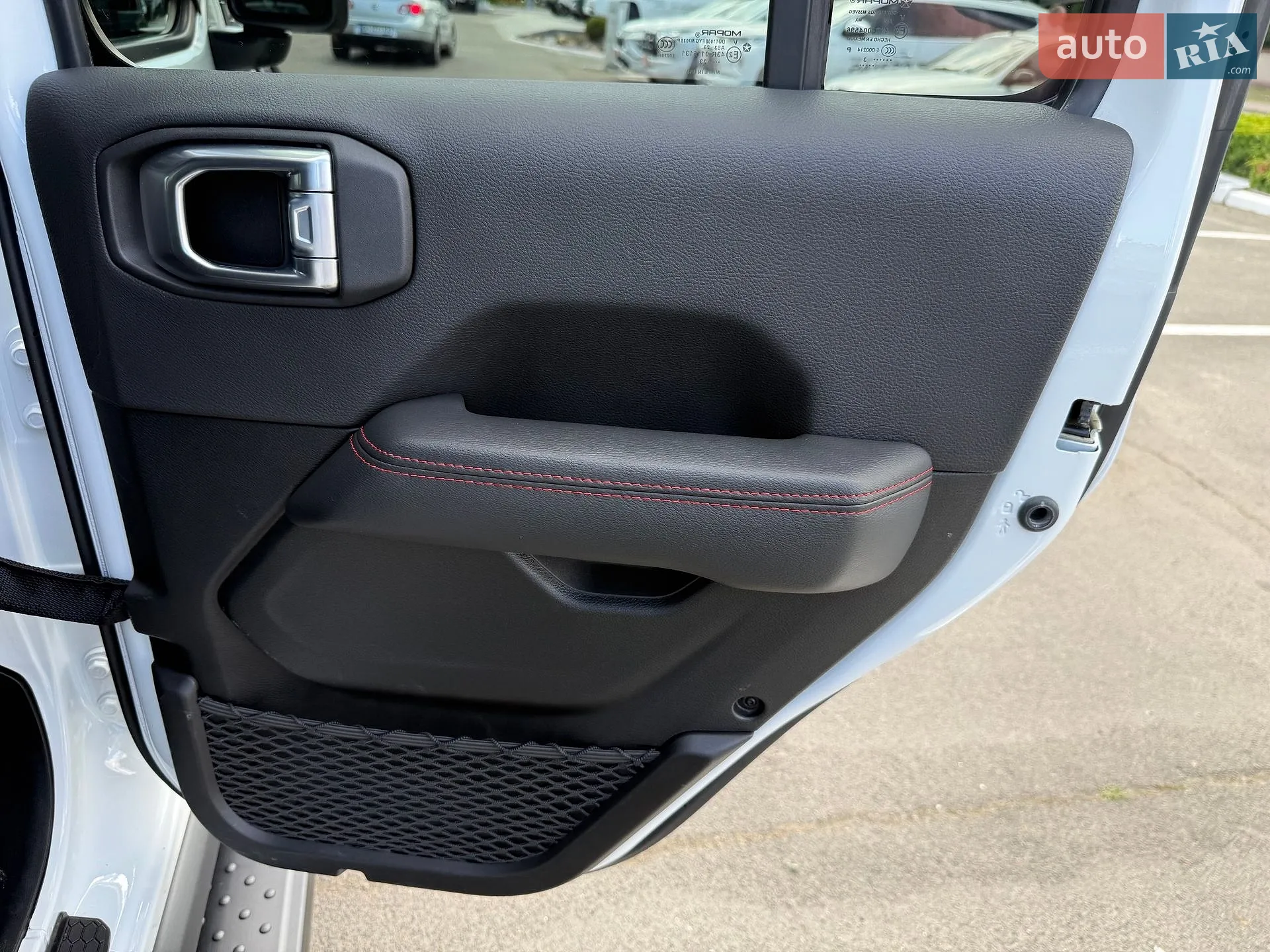 2023 Jeep Wrangler - мініатюра 26