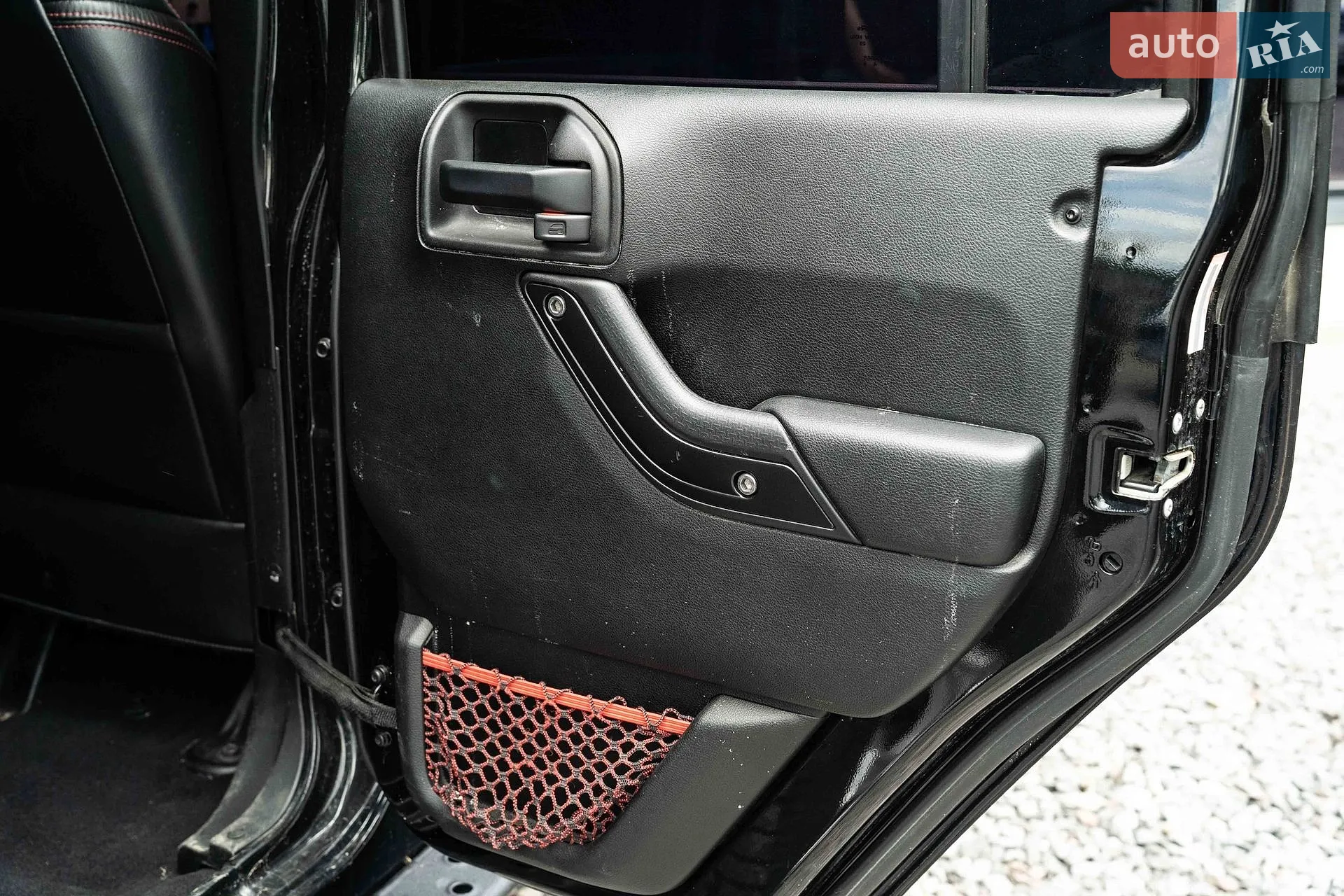 2017 Jeep Wrangler - мініатюра 30