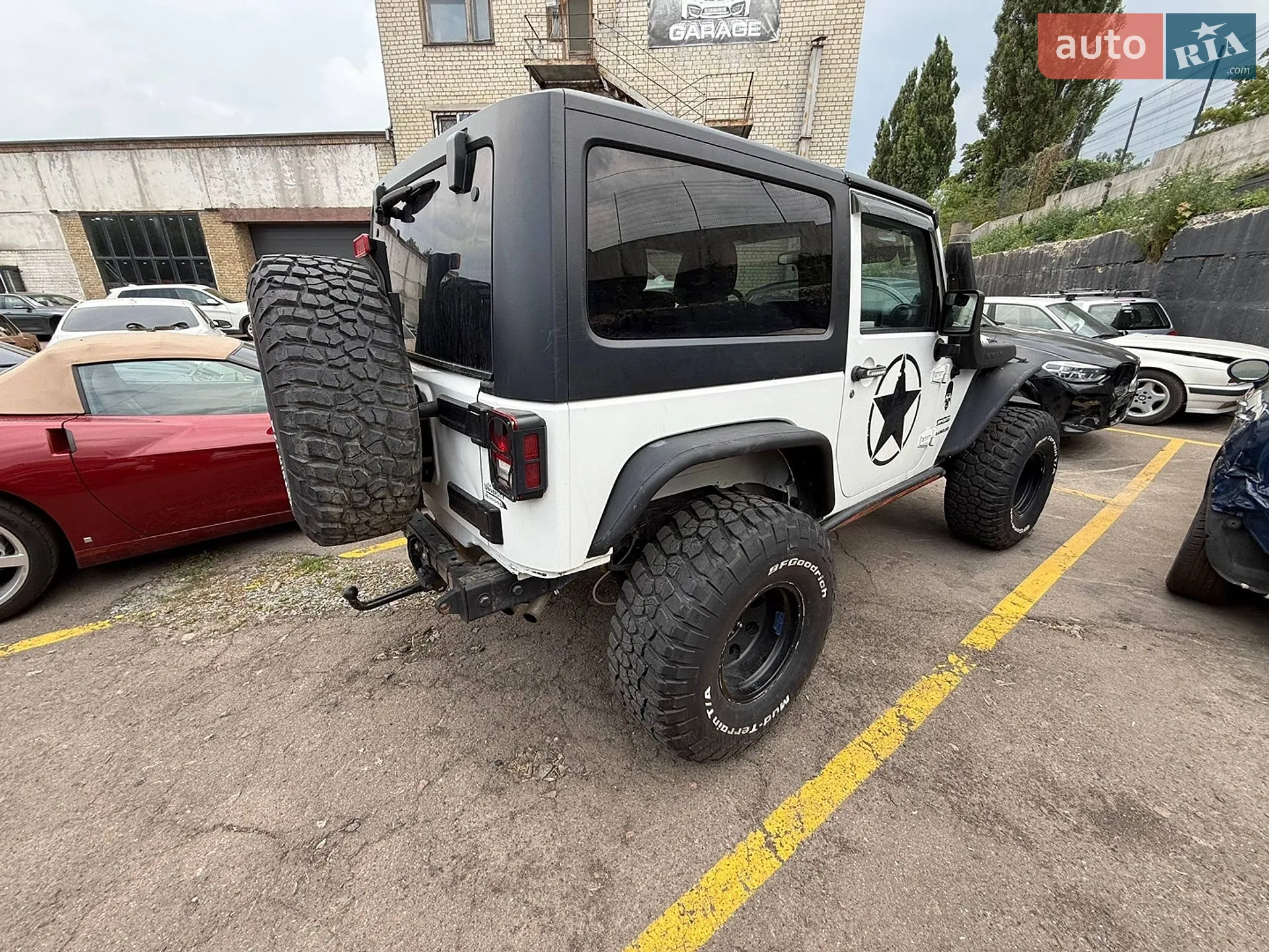 2011 Jeep Wrangler - мініатюра 3