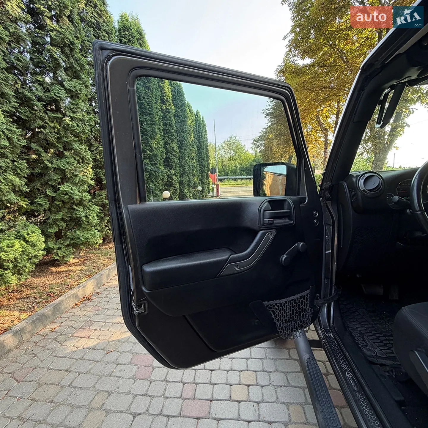 2016 Jeep Wrangler - мініатюра 19