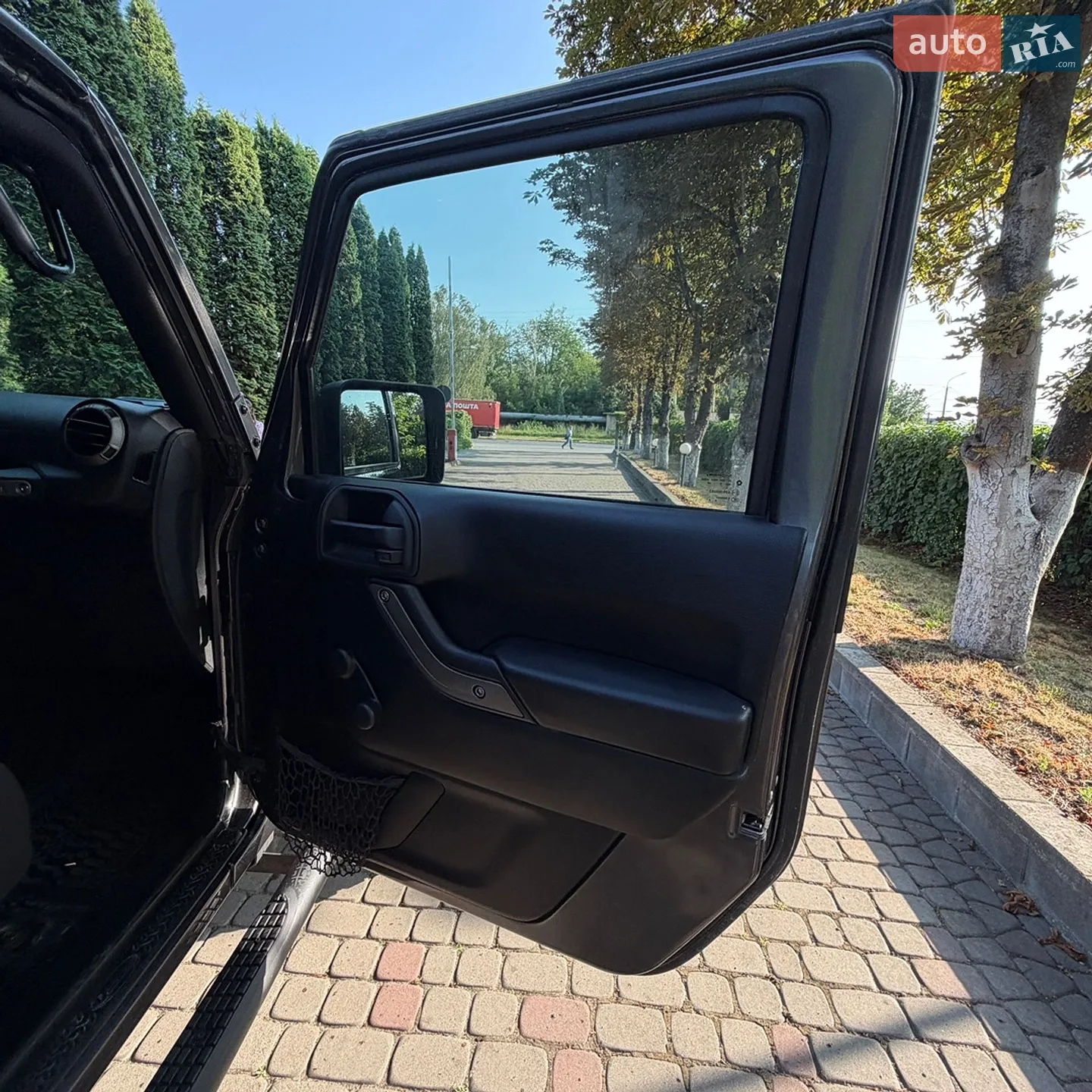 2016 Jeep Wrangler - мініатюра 44