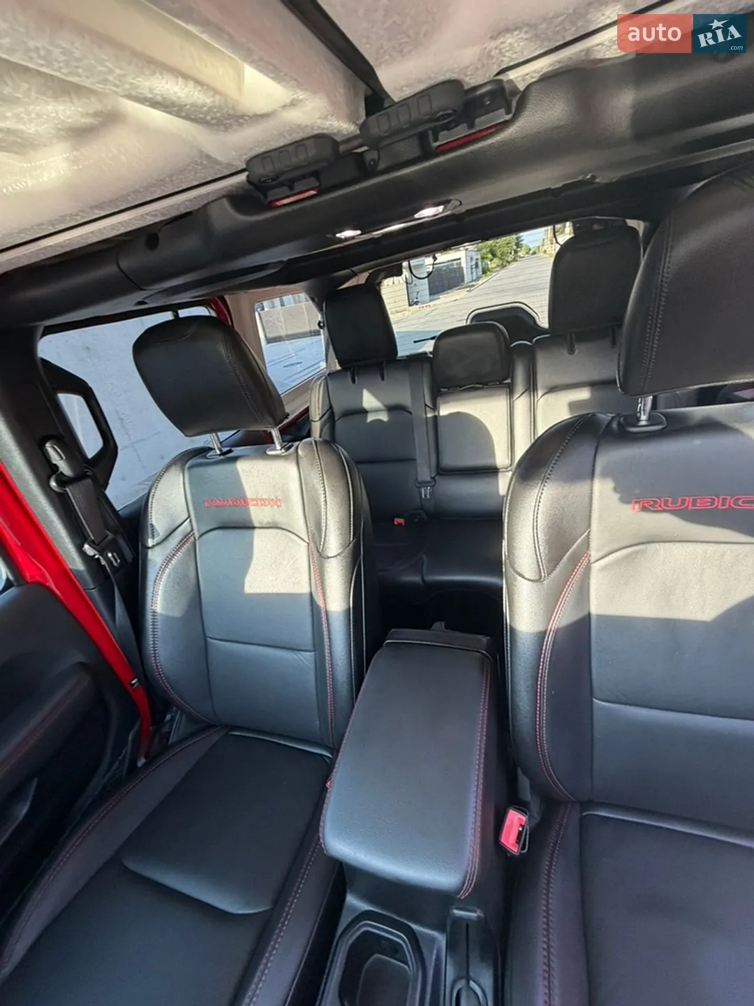 2020 Jeep Wrangler - мініатюра 21