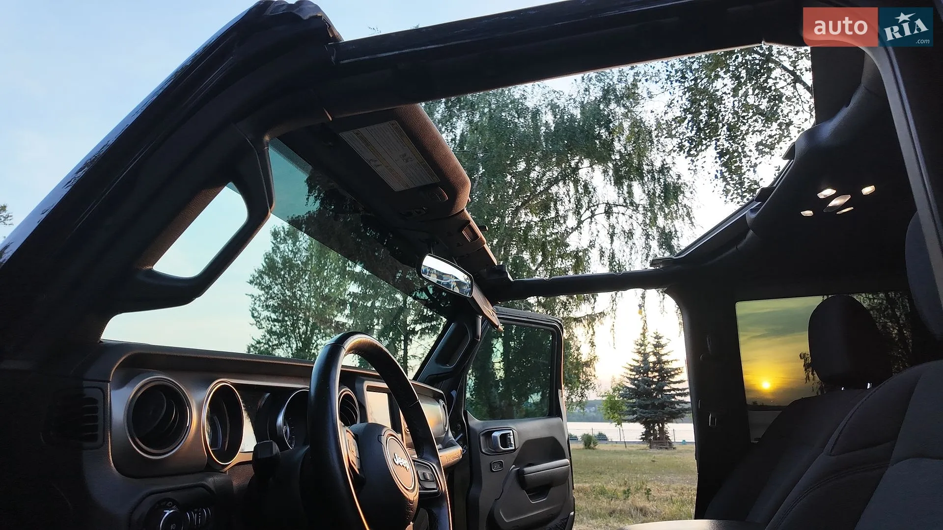 2021 Jeep Wrangler - мініатюра 17