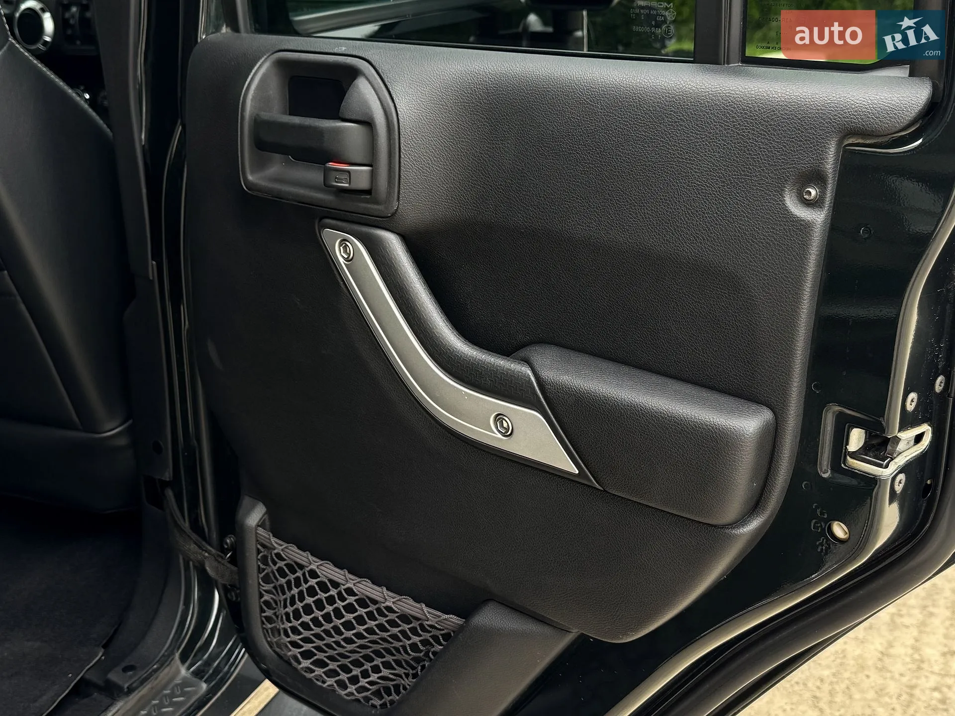 2012 Jeep Wrangler - мініатюра 27