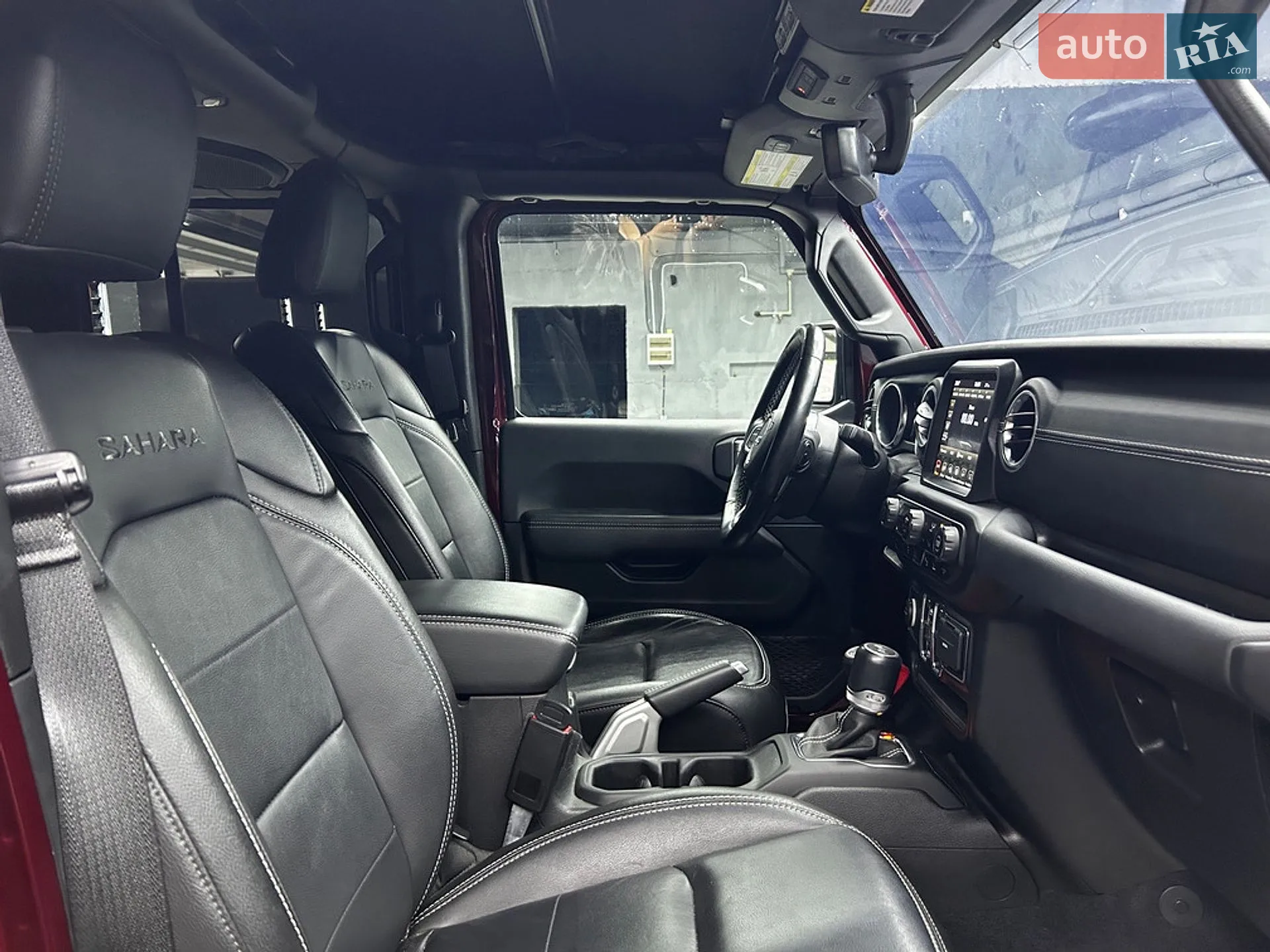 2021 Jeep Wrangler - мініатюра 27