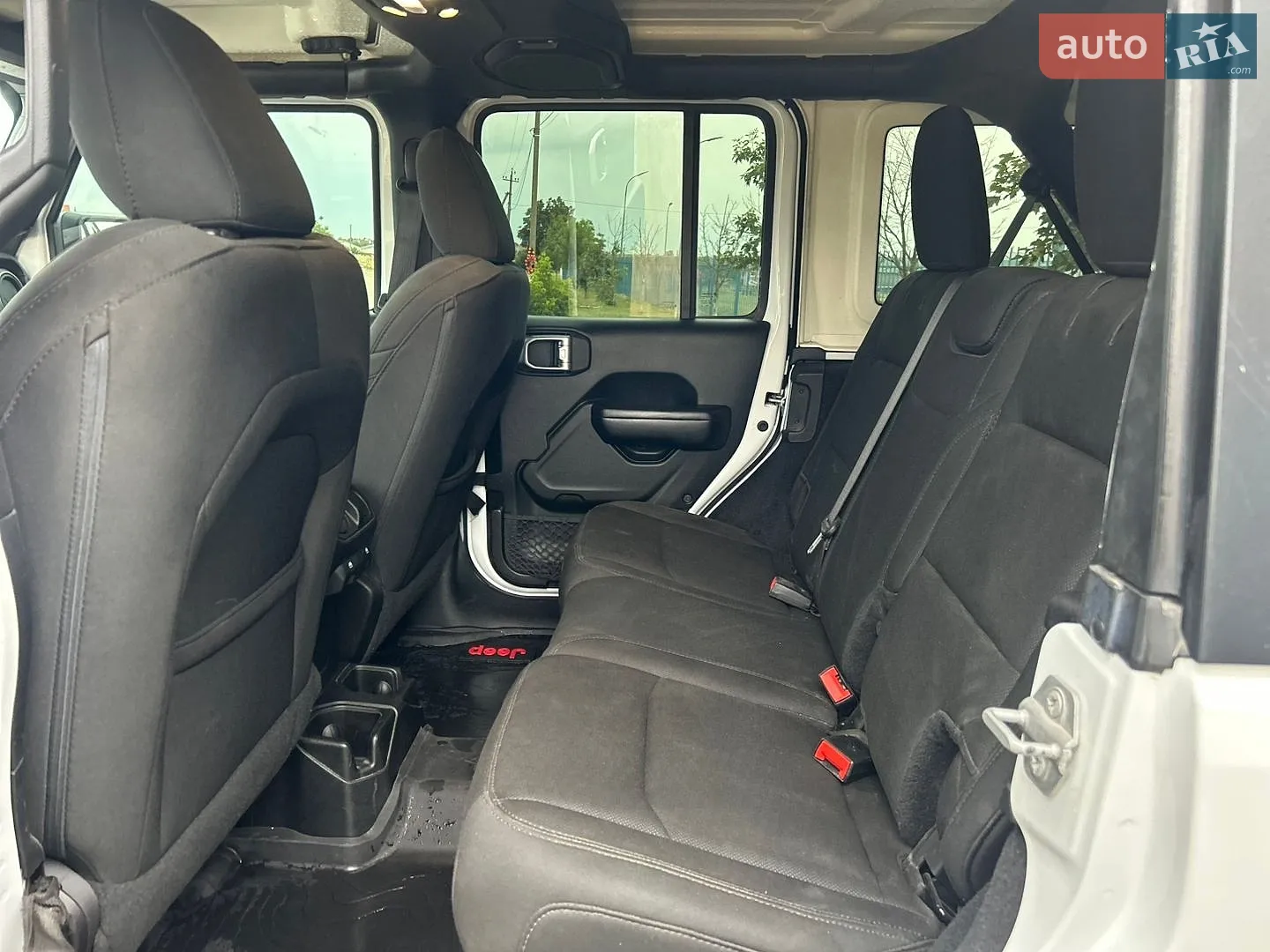 2018 Jeep Wrangler - мініатюра 23