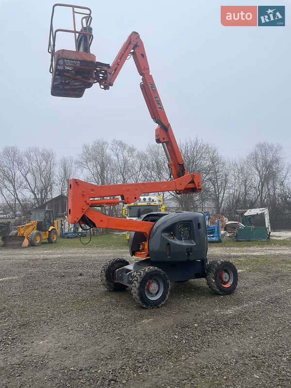 Коленчатый подьемник JLG 450 1999 в Черновцах
