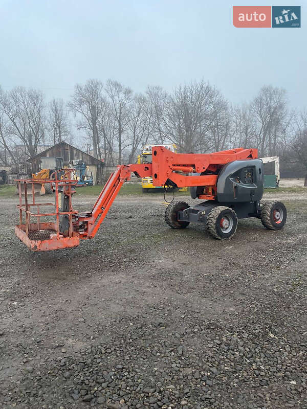 Коленчатый подьемник JLG 450 1999 в Черновцах