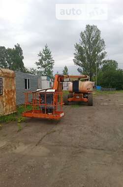 Колінчатий підйомник JLG 800 AJ 2001 в Луцьку