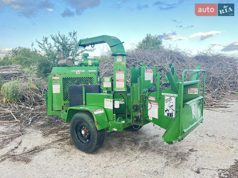 Дробильная установка, дробилка John Deere 1210G 2010 в Хмельницком