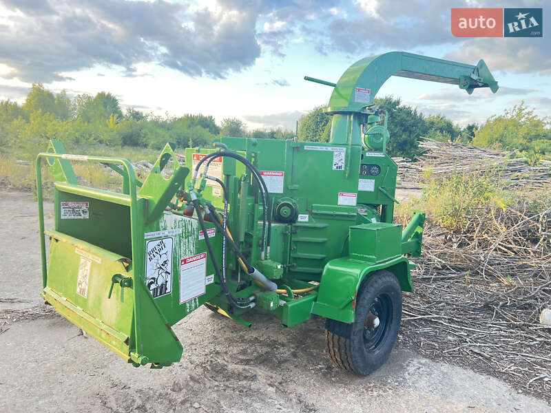 Дробильная установка, дробилка John Deere 1210G 2010 в Хмельницком