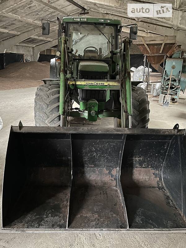 John Deere 6310