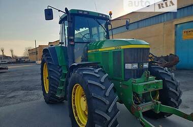 Трактор сельскохозяйственный John Deere 7810 2000 в Луцке