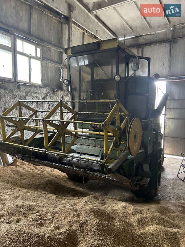 Другая спецтехника John Deere 935 1984 в Сокирянах