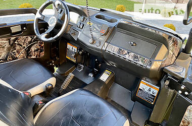 Квадроцикл  утилитарный John Deere Gator 2016 в 