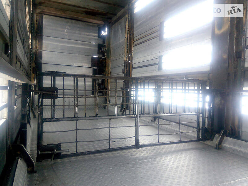 Для перевозки животных - полуприцеп Jumbo DO 240 Z3 1996 в Белой Церкви фото 2 Для перевозки животных - полуприцеп Jumbo DO 240 Z3 1996 в Белой Церкви