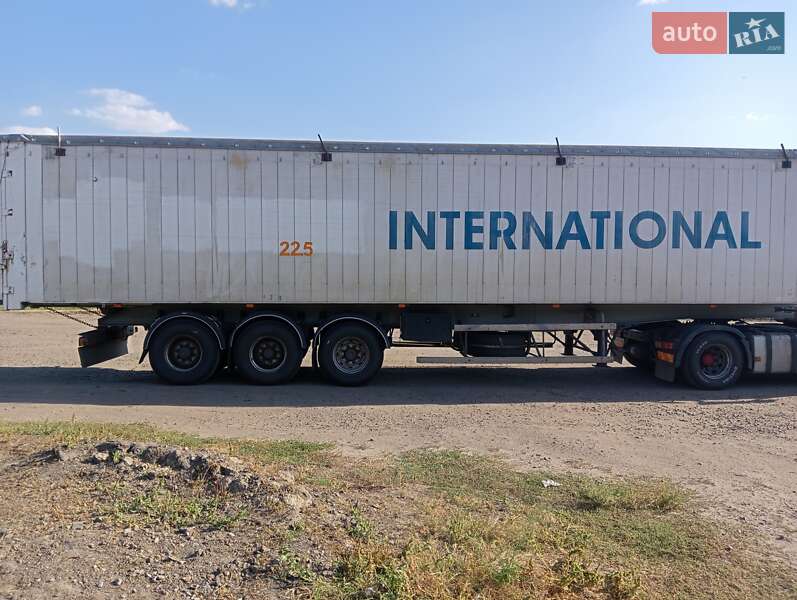 Зерновоз - полуприцеп Kaiser S 1996 в Нежине