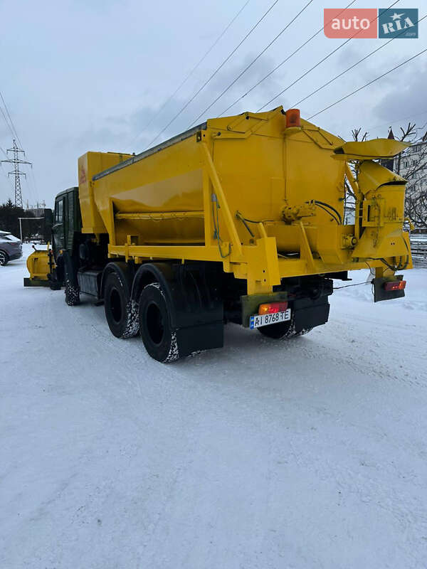 Снегоуборочная машина КамАЗ 5320 1989 в Вышгороде
