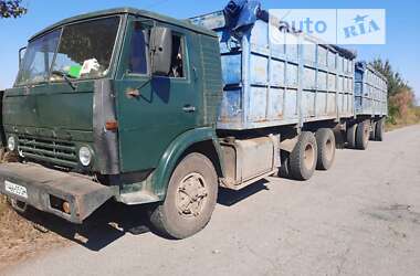 Зерновоз КамАЗ 53212 1990 в 