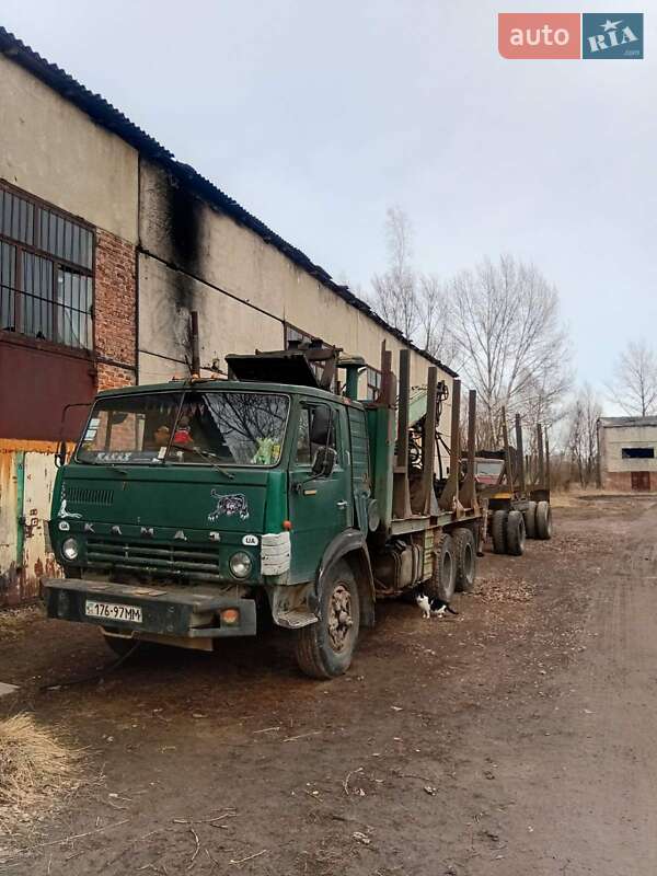 Лісовоз / Сортиментовоз КамАЗ 53212 1996 в Чернігові