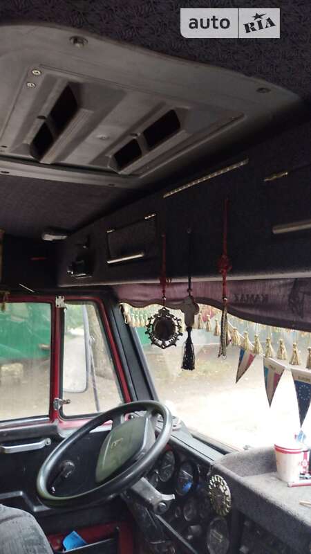 Контейнеровоз КамАЗ 53213 1984 в Шпикові