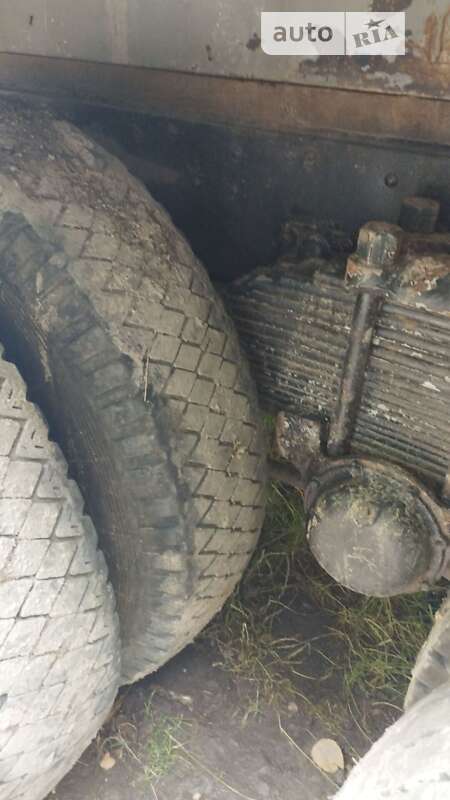 Контейнеровоз КамАЗ 53213 1984 в Шпикові