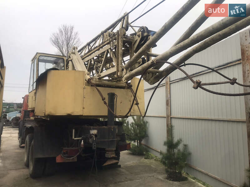 Автокран КамАЗ 53213 1990 в Львові