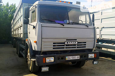 Зерновоз КамАЗ 53215 2004 в Бобринце
