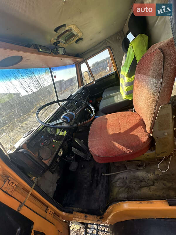 Самосвал КамАЗ 55102 1990 в Сарнах