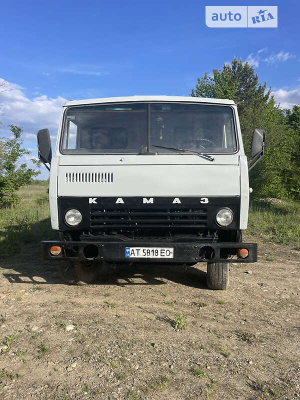 Самосвал КамАЗ 55111 1990 в Коломые