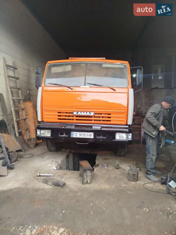 Самосвал КамАЗ 5511 1988 в Хотине
