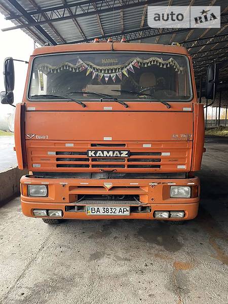 КамАЗ 6520