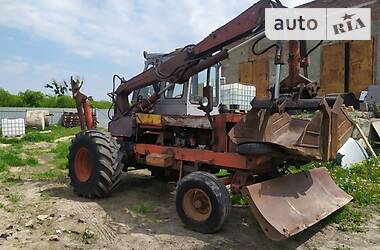 Екскаватор навантажувач Карпатець ПЭА-1.0 1993 в 