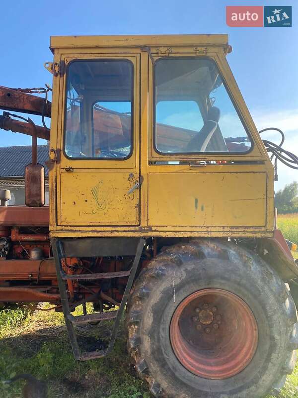 Екскаватор навантажувач Карпатець ПЭА-1.0 1991 в Чернівцях
