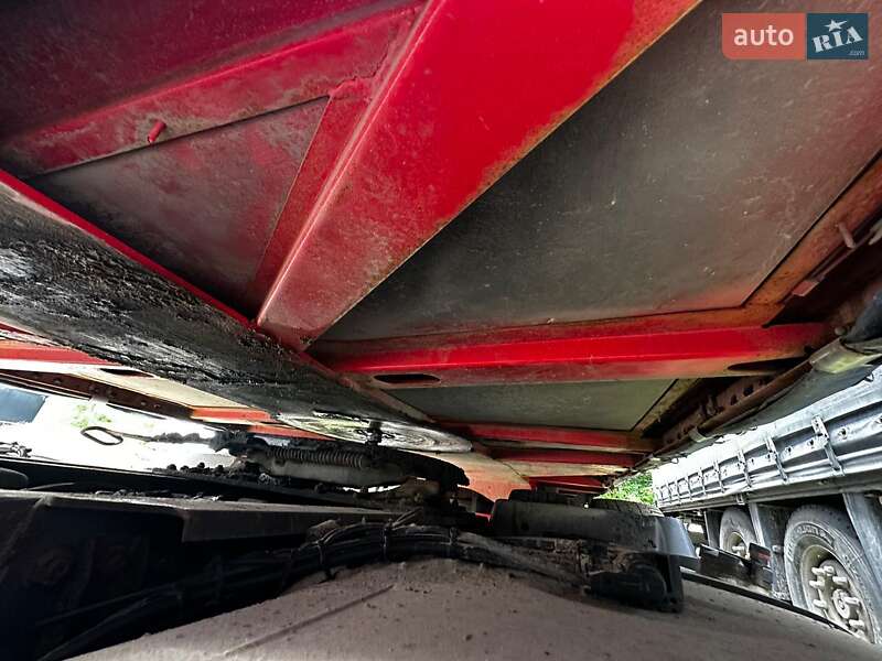 Тентованный борт (штора) - полуприцеп Kassbohrer Maxima 2012 в Луцке