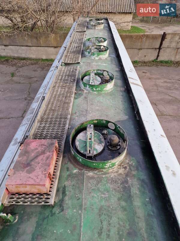 Цистерна Kassbohrer STB 1986 в Апостолово фото 18 Цистерна Kassbohrer STB 1986 в Апостолово