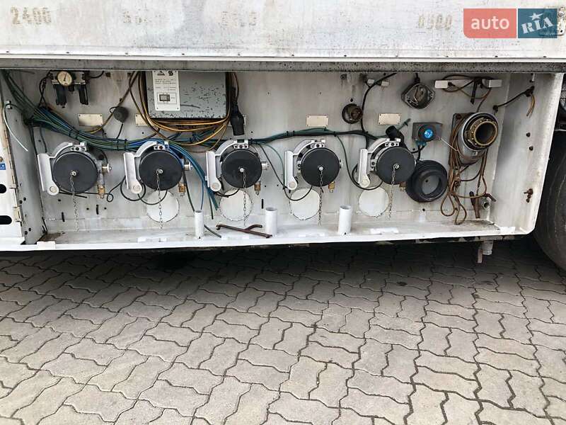 Цистерна полуприцеп Kassbohrer STB 1999 в Калуше