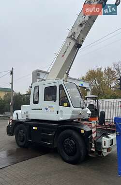 Автокран Kato KR 2007 в  Автокран Kato KR 2007 в