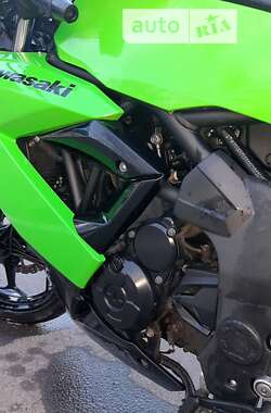 Спортбайк Kawasaki 250 2015 в Лубнах