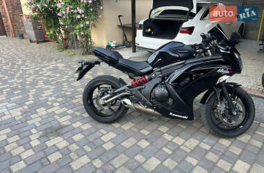 Мотоцикл Спорт-туризм Kawasaki 650 2012 в 