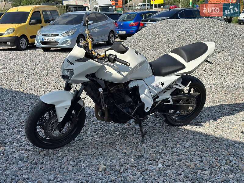 Kawasaki 750 2006