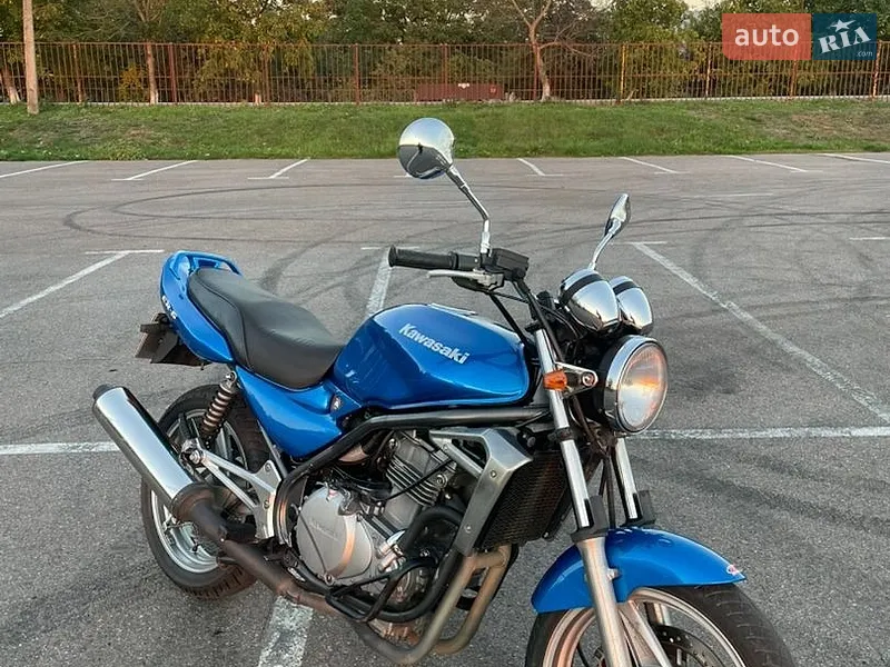 Kawasaki  ER 500 2002